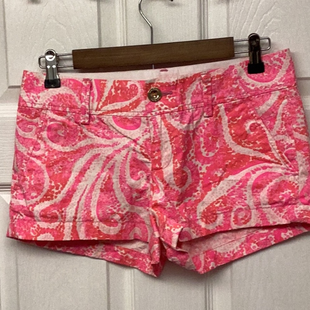 Lilly Pulitzer Walsh short